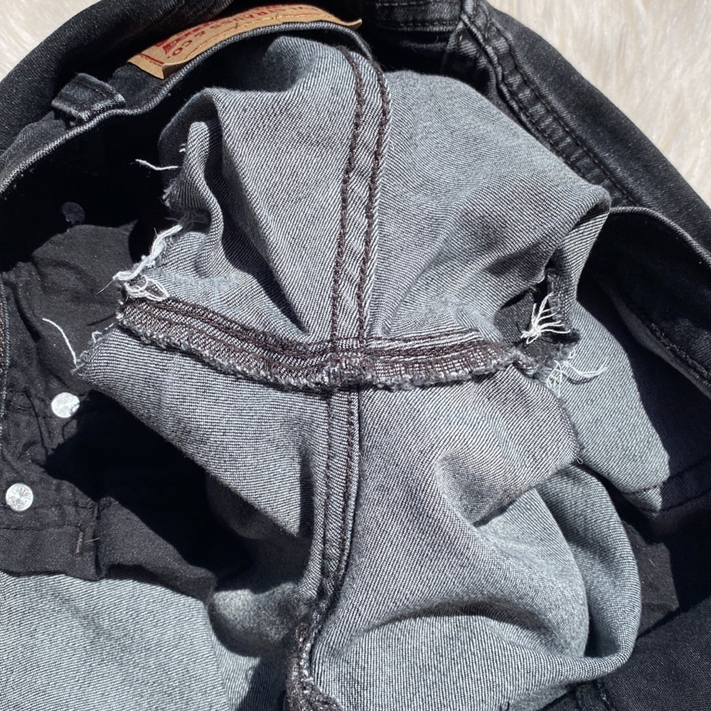 LEVIS - HIGH RISE SHORTS - 29 - Picture 6 of 6